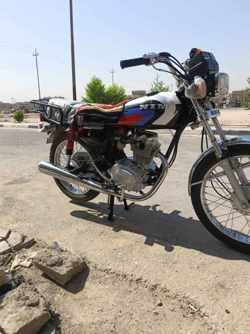 سلام عليكم شباب دراجه للبيع نامه امتياز مكفوله كفاله عامه صارله شهرين من طالعه سعر 875وبهي مجال حك جيه   ***********
