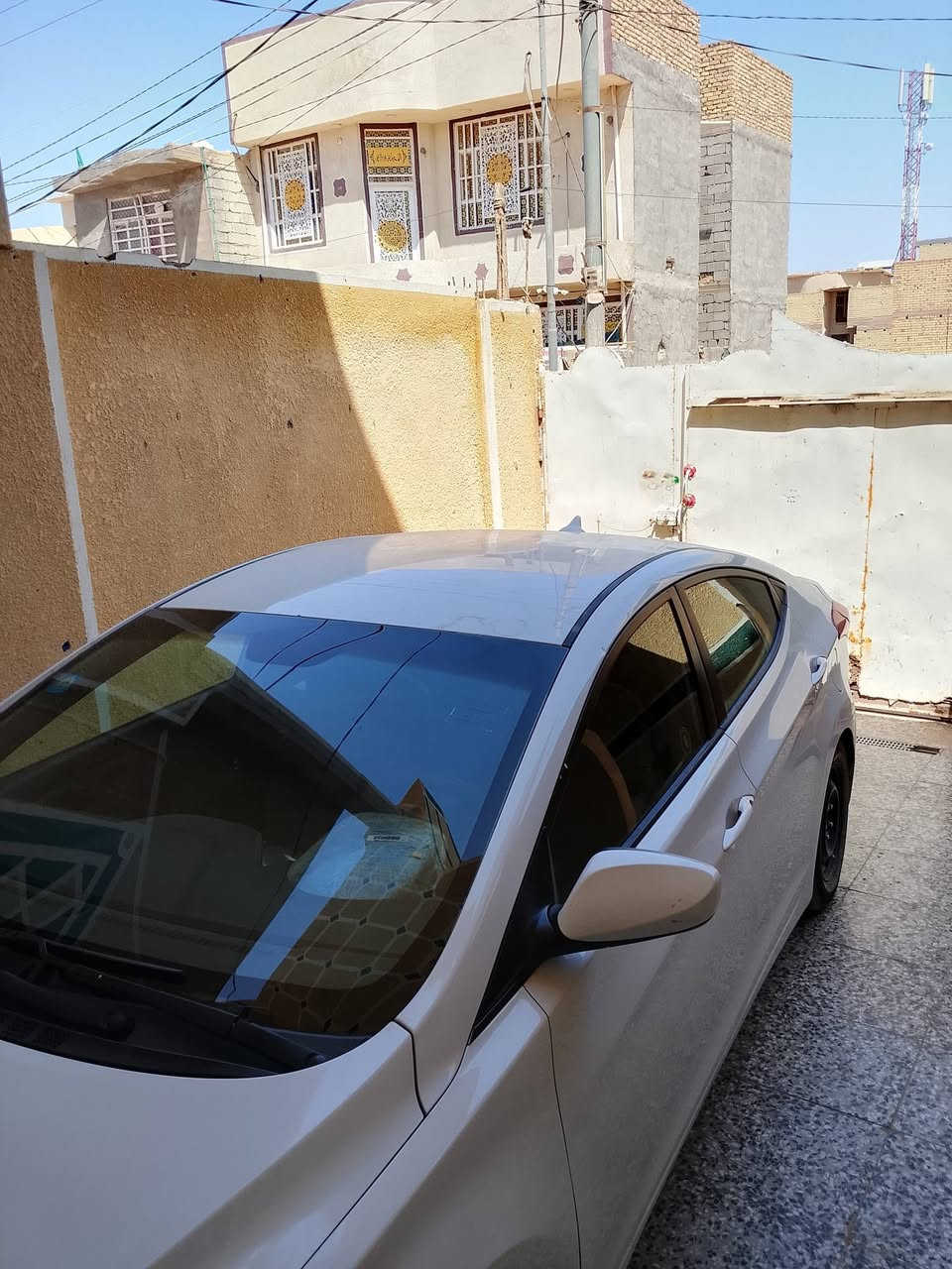 السلام عليكم ورحمة الله وبركاته سيارة النترا موديل ٢٠١٥ امريكي رقم بغداد انكليزي بأسمي بيها ضربة جاملغ الأيمن كلشي شغال تبريد ثلج مكاني كربلاء السيارة كلش نضيفه واحلى من الصورة
 السعر ١٠٣وبيها مجال
اي استفسار اتصل بلارقام 
*********** اتصال+واتساب
*********** اتصال
