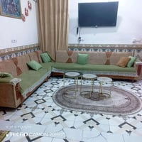 تخم • الإسكان الصناعي • تواصل خاص