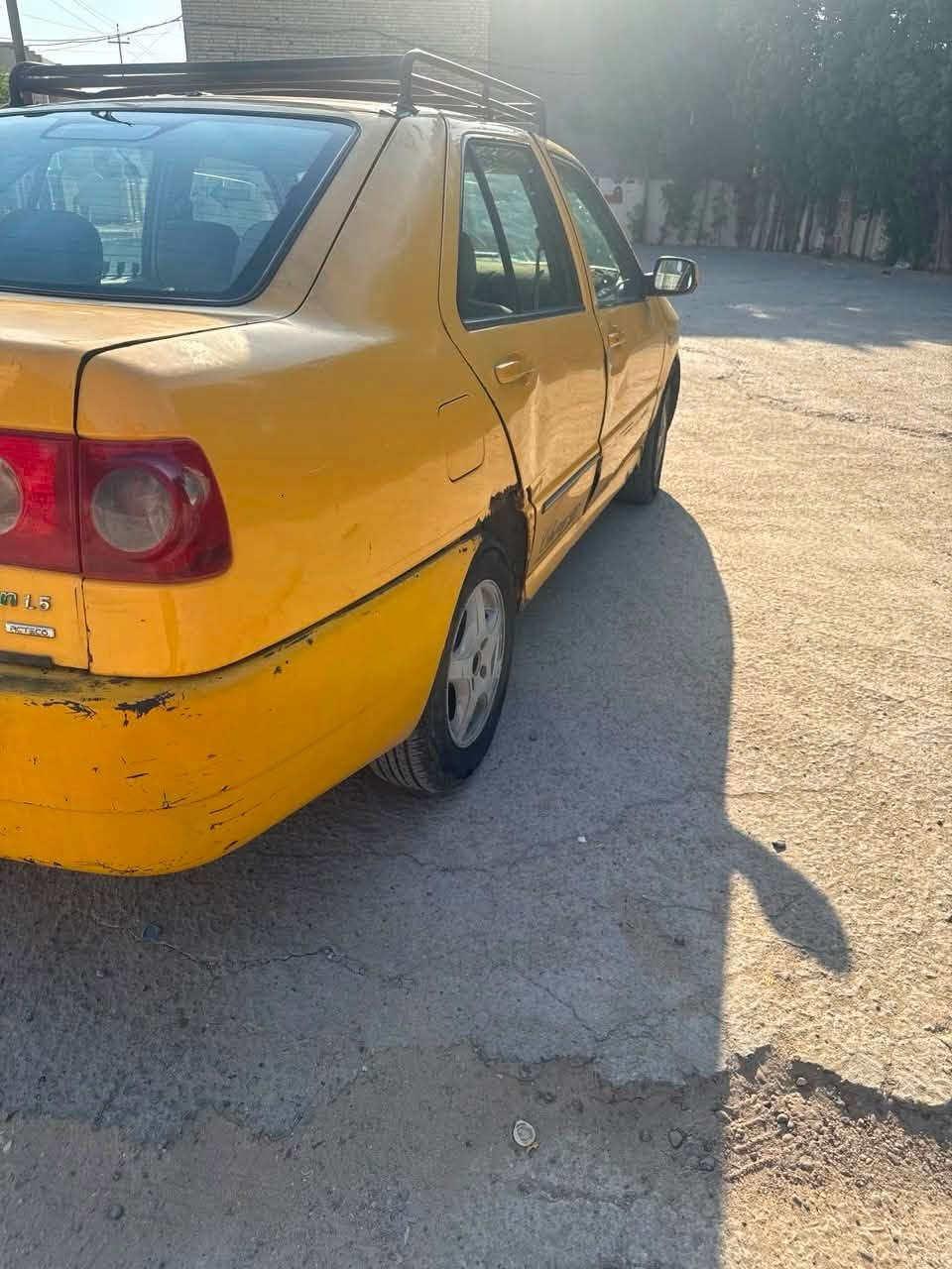 السلام عليكم
شيري كوين ٢٠١١ كير ومحرك كورلا المحرك بي تبخير تبريد شغال بس دفع الفان ضعيف سياره استلام شركه عله ايدي بدون تصليح سابقا فقط كشرها كما موضح باسمي تحويل ثاني يوم سنويه لنهايه ٢٠٢٨ عليها هيئه اقل من ورقه اني ادفعه دواخلها جديده بيها نواقص بسيطه تجي تفحص وتقتنع 
سعرها ٢٠ ورقه وبيها مجال ان شاء الله 
مكاني بغداد كفائات السيديه قرب تقاطع الدويش
رقمي ***********
