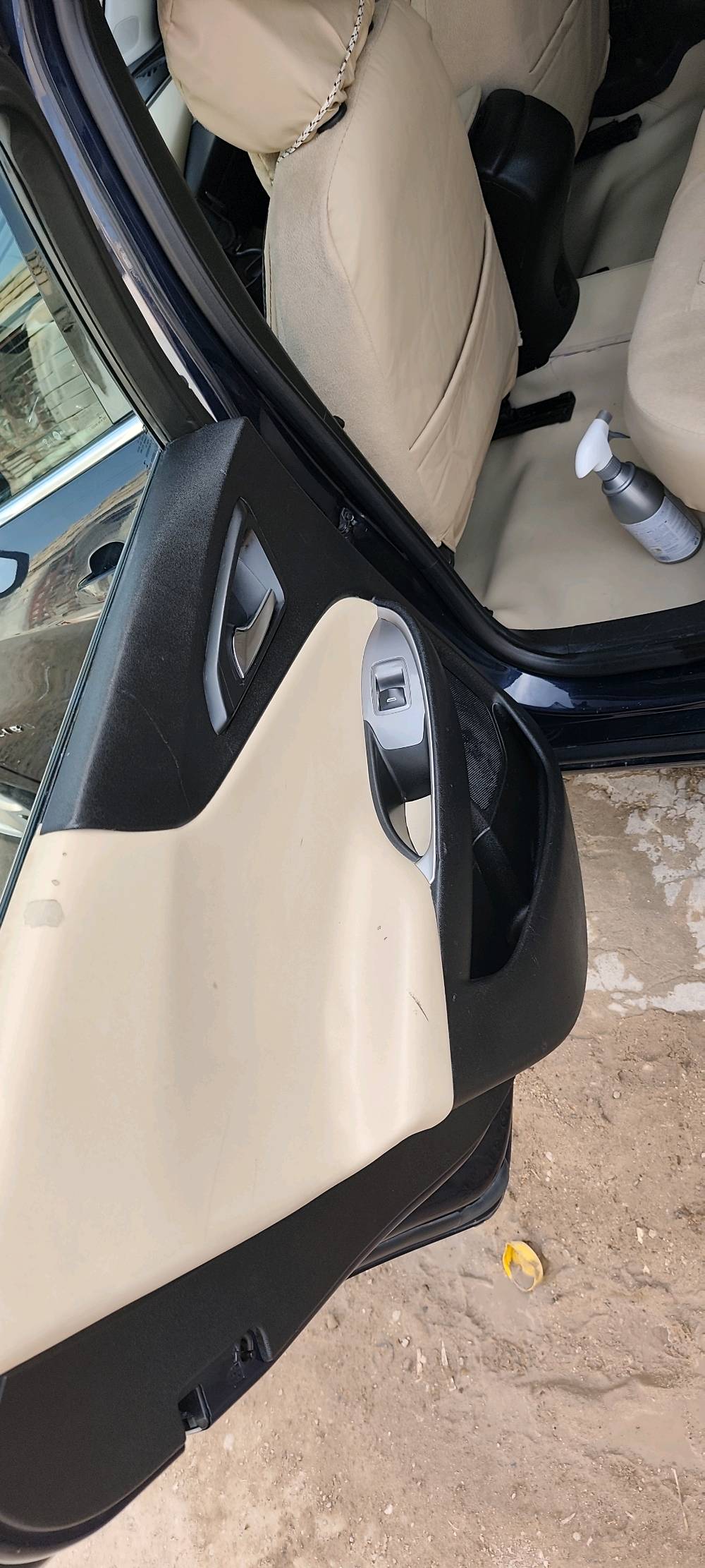 تفاصيل السياره LT 2018 مرغوبه 1500 تيربو حادثه بامريكا فقط دعاميه بالعراق جاملغ الايمن الامامي والسياره ابيعها على شوف العين يعني ما ابيع على الصور اللي يريد يشتري يشوفها ويقنع ابيعه والسياره باسمنه رقم الماني نجف فول مواصفات عدا الفتحه تحكم ستيرن جهتين بعد مواصفات الماليبو الناس تعرفهم اي واحد يطب على اليوتيوب يطب شو وين يعرف مواصفاتها لان مواصفاتها كلش هواي خمس بصمات السياره اربعه بيبان وبصمه تشغيل وبصمه الجنطه الجام كله اوتو شاشه اعطال سياره بلاد كار بلاي يعني تربط موبايل نفسيته يصير بالشاشه تصفح فيس تيك توك حسب البرامج اللي هو يختارهن يظهرن بالشاشه  والسعر 88 وبيه مجال ***********