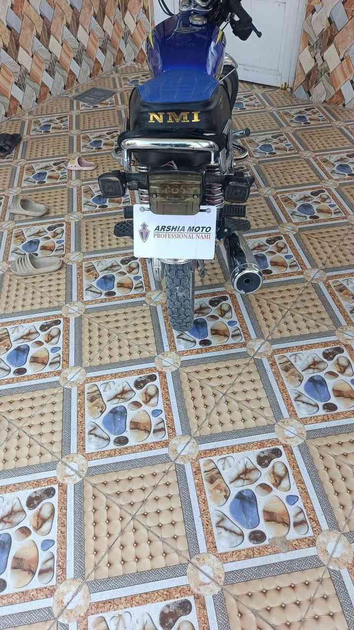 دراجه سونك موديل ٢٤ محرك ٢٠٠ دراجه كلش جديده محرك كفاله عامه كهربائيات كله شغاله 
بيه ورقه وحده 
مكان الخالص التحويله 
الرقم ***********واتساب متواجد 
السعر ٦٥٠ وبيه مجال
