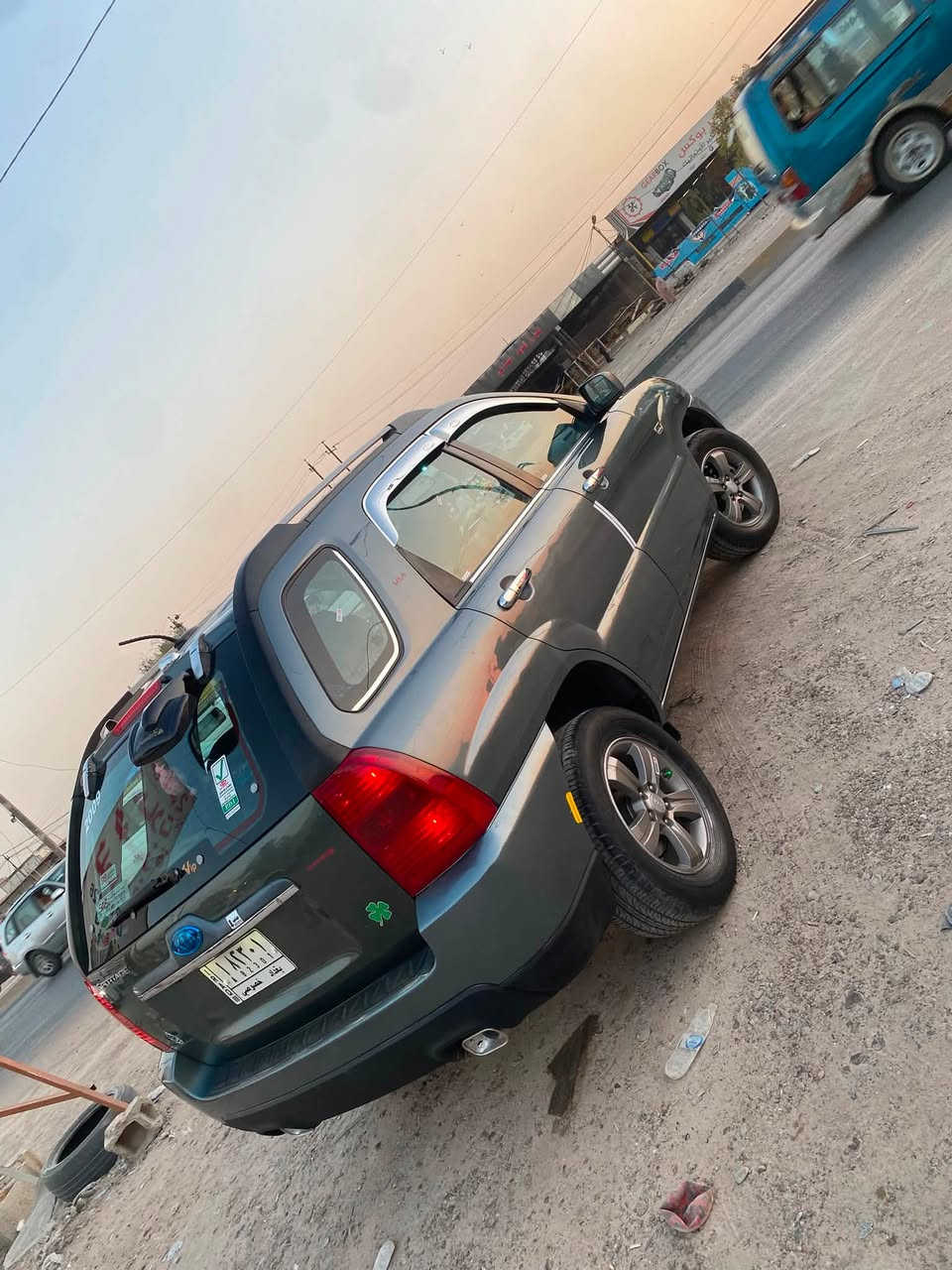 السلام عليكم كيا سبورتج مديل 2009امريكية جاملغ الامامي بدون دواخل ليبل واحد سياره شاصي لغد تكم مكفولات شركه صدر خلفي امامي جدد تخم تاير ويل جدد مكينه 2000دوش مرغوب تبريد نقص بس غاز كنبريسرً جديد بس غاز سياره خير من الله جديده بيه ٤قطع كلير بدون صبغ رقم بغداد بسمنة سياره مال بيت تعبانين عليه التراي لل بصره ناعمه كلش سعر 95وبيه مجال بيع او  مراوس رقمي ***********
