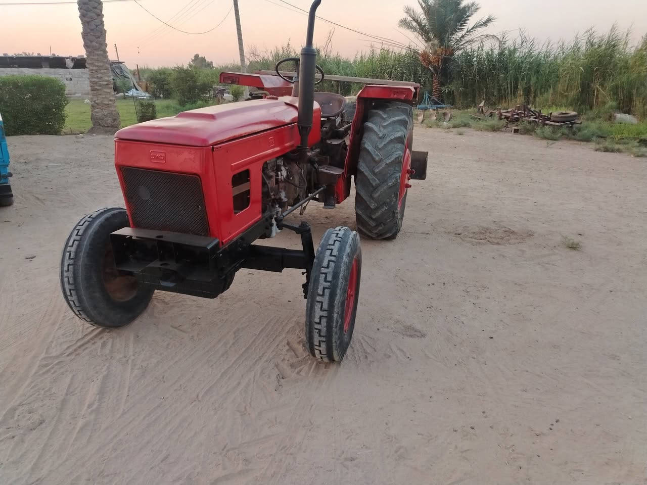 السلام عليكم
عنتر 71 للبيع موديل 85
سنوية وأرقام نگرا سلف
بدون مُعدات 
السعر 2،750،000
العنوان _ بغداد_المحمودية
للإتصال على الأرقام التالية :
كورك ***********
اثير ***********
