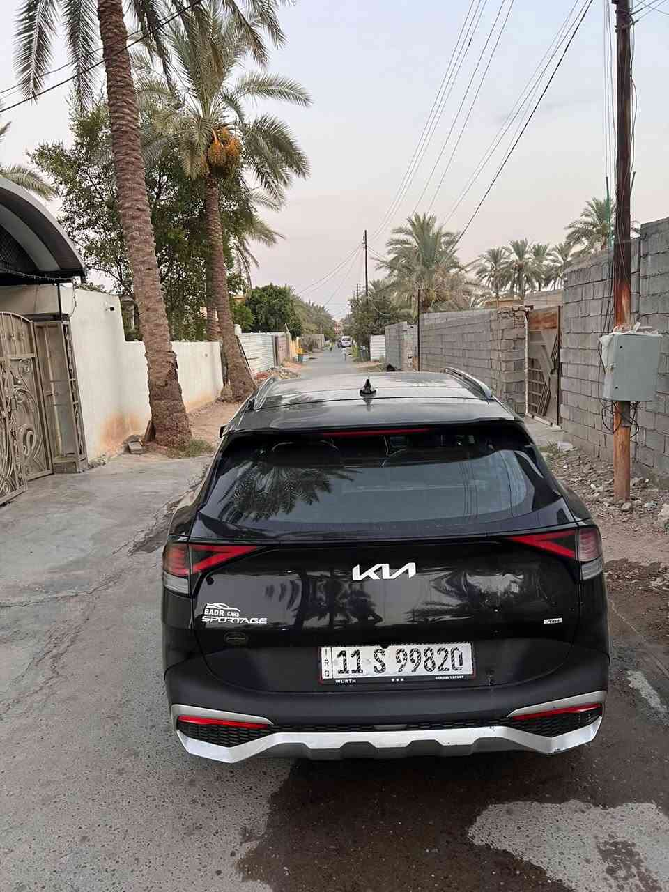 كيا سبورتج موديل 2023 رقم بغداد/  تحويل ثاني يوم
كفالة من الصبغ عالفحص ابيع

ماشية 100 ميل

تشغيل عن بعد 

محرك 1600 تيربو هايبرد

دشبول الكتروني مع شاشة متصله  تدعم كار بلي / كامرا خلفيه دواره / حساس خلفي 

رادار امامي خلفي - مانع تصادم امامي خلفي

تحديد مسار نظام القيادة آلالية

مانع انحدار وتزحلق 

اوتو هولد + اطفاء ذاتي

أنظمة قيادة متعدده 

لايت زينون عالي ناصي

‏L D نهاري 

بك لايت لد 

تبريد قطعتين

كروز سرعة + تحكمات استيرن جهتين

فور ويل دفع رباعي 4x4 

تدفئة كشن

سعر 165

***********

