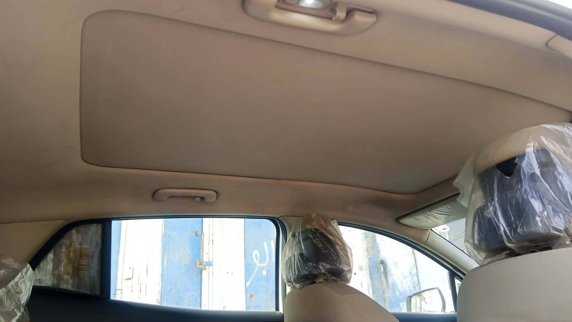 السلام عليكم سبورتج مديل 23 ماشيه 41 للبيع او مراوس ب لاندكروز محدثه السياره جديده بمعنه الكلمه فول مواصفات بنرامه جنطة شفط بصمه ابواب تشغيل عن بعد مري شفط سايد بريك كهربائي بيهه هواي مواصفات رقم الهاتف ***********
