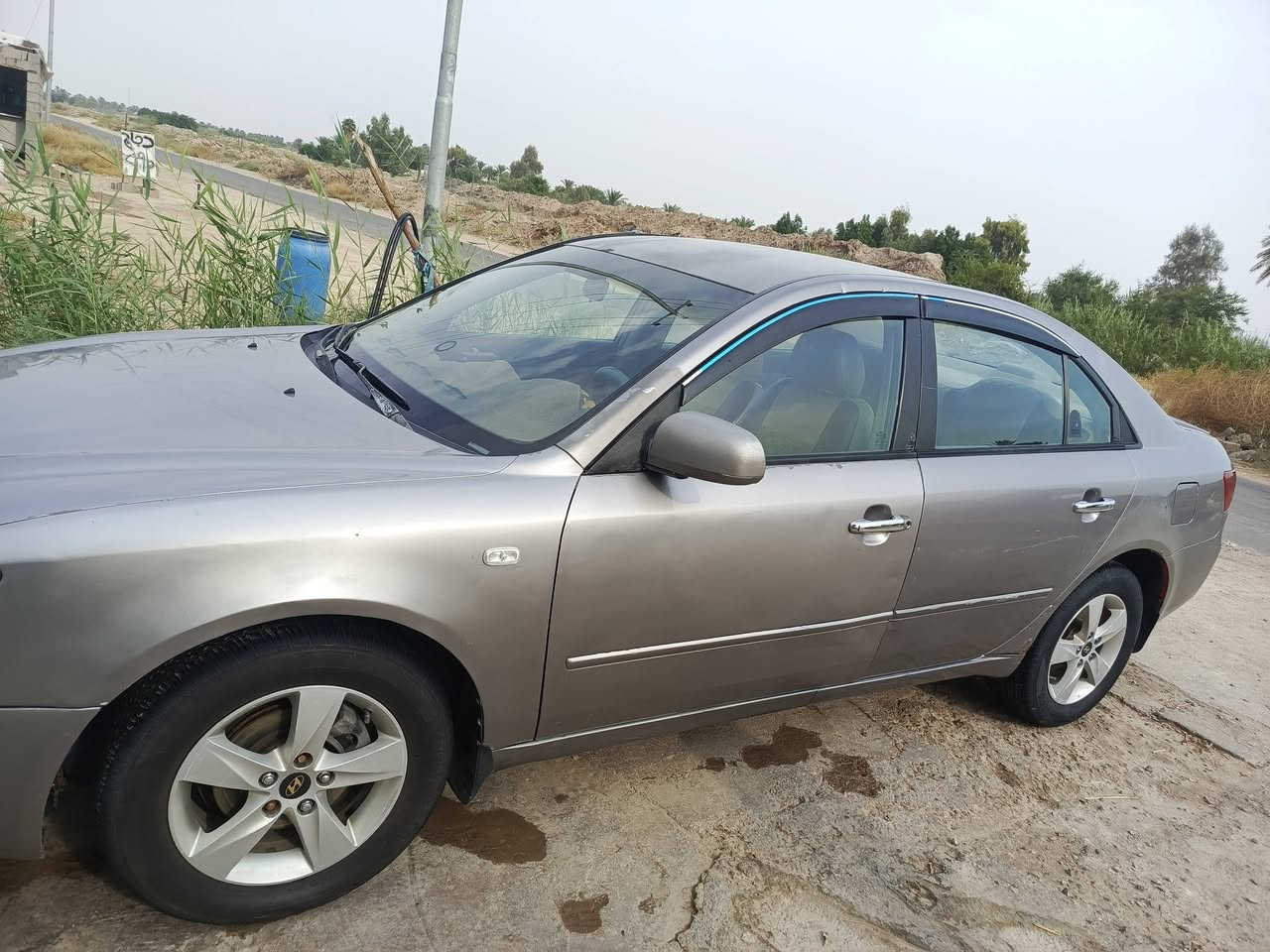 السلام عليكم
سوناتا للبيع موديل 2008 رقم انكليزي بيهه ثلاث قطع صبغ كير مكينه تبريد حداديه مكفولات السعر 97 وبيهه مجال 
للاستفسار الاتصال على ***********
