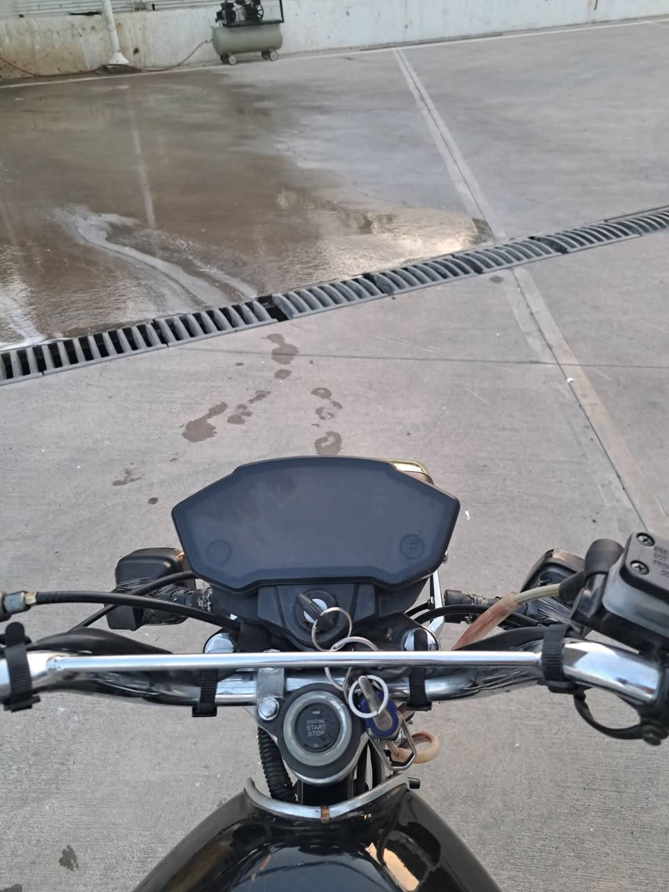 سڵاوی خواتان لێ بێت ئەم ماتۆڕە بۆ فرۆشتن namimotor  مۆدێلی 2025  150cc  خەتاس مەکینە گەورە شتێکی نمونەو پاک مەنەفێست ماڵی دۆستە   .. شوێن : سلـێـمـانـی . سـیــتـەک
ژمارە تەلەفون / ***********

