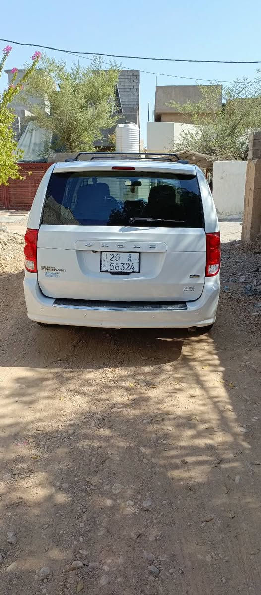 للمراوس او البيع
دودج كراند كرفان Dodge Grand Caravan SXT
موديل 2019 لون ابيض رقم ديالى 
مكان السيارة : ديالى
الممشى : 140 ميل فقط
المواصفات : SXT فول مواصفات - شاشة كبيرة - كامرة - تحكم - كروز - 7 راكب

السيارة مكفولة من الضربة القوية والغرق والشاصي واللغد والايرباك
الصبغ : 3 قطع ونص فقط جمالية بدون دواخل
صفحة السايق : جاملغ امامي + بيبان
الصفحة الثانية : باب خلفي
بدون معجون ولا دواخل
محرك وكير بشرط الفحص

السعر قفل للبيع : 15,000$ وبيها مجال بسيط
المراوس : اراوس بــ برادو 2009 وانت صاعد
او بيكم فورد F-150
وادفع فرق اذا تطلب

للجادين فقط - اتصال او واتساب
[خلي رقمك هنا]
وهاي صيغة مختصرة للتعليقات:

عندي كراند كرفان 2019 ابيض رقم ديالى SXT ماشي 140 ميل، مكفول بيه 3 قطع ونص صبغ بدون دواخل، جاملغ وبابين صفحة السايق وباب خلفي الصفحة الثانية. قفل 150$ للبيع، اراوس ببرادو 09 وفوك او F-150 مكانه ديالى. بعقوبة, ديالى

نص مكتوب في الصور:
- للمراوس او للبيع Dodge Grand Caravan SXT 2019 ابيض - رقم ديالى - ماشي 140 ميل مكفول - صبغ 3 قطع ونص السعر: $15,000 مراوس ببرادو 2009 وفوق او 150-F السيارة نظيفة - جاهزة للتسجيل . ديالى - العراق للمزيد من المعلومات | اتصال: ***********