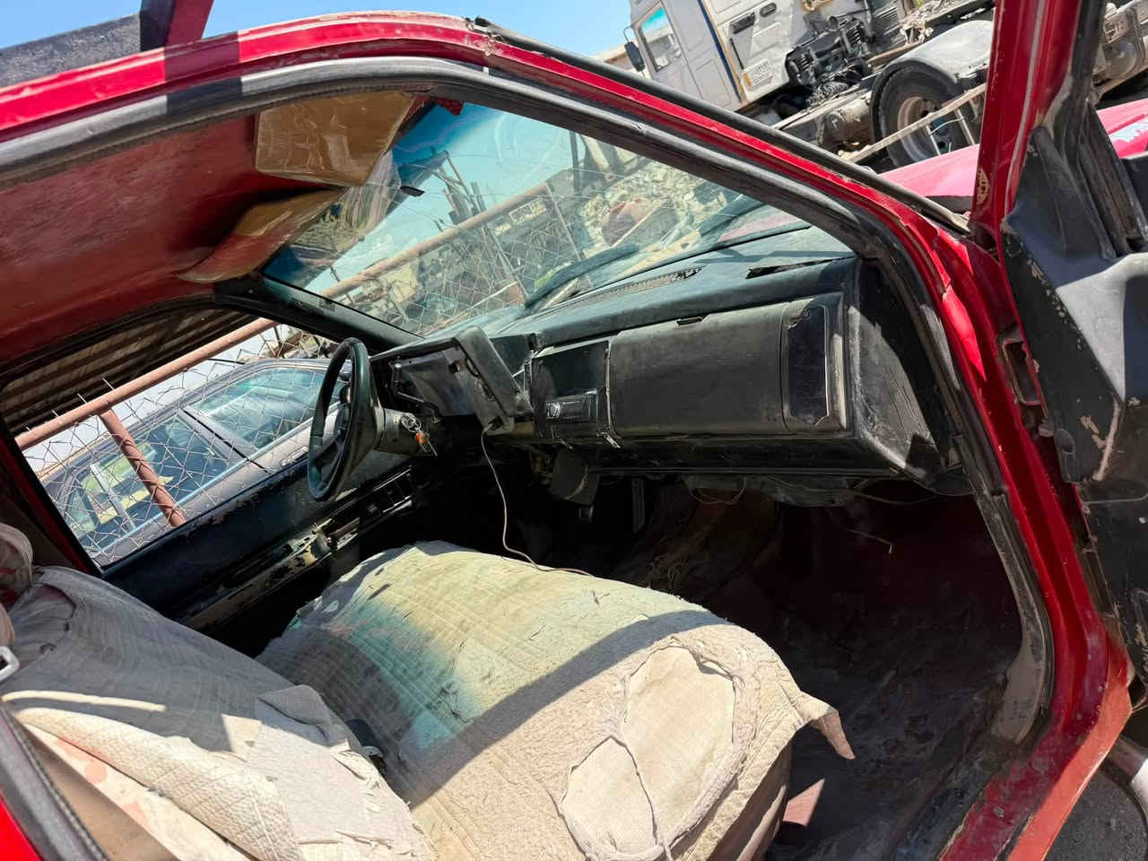 السلام عليكم بيكم شوفر فحل 8 برغي موديل 90 رقم بغداد انكليزي باسمي محرك 350 كير 400 كابريتر جديده بلاديه محرك نضيف كير نضيف عايزها فقط فيول بم ميكانيكي اني محورها كهربائي خارجي مال مارسدس السعر 45$ وبيها مجال مكان السياره بغداد
***********
