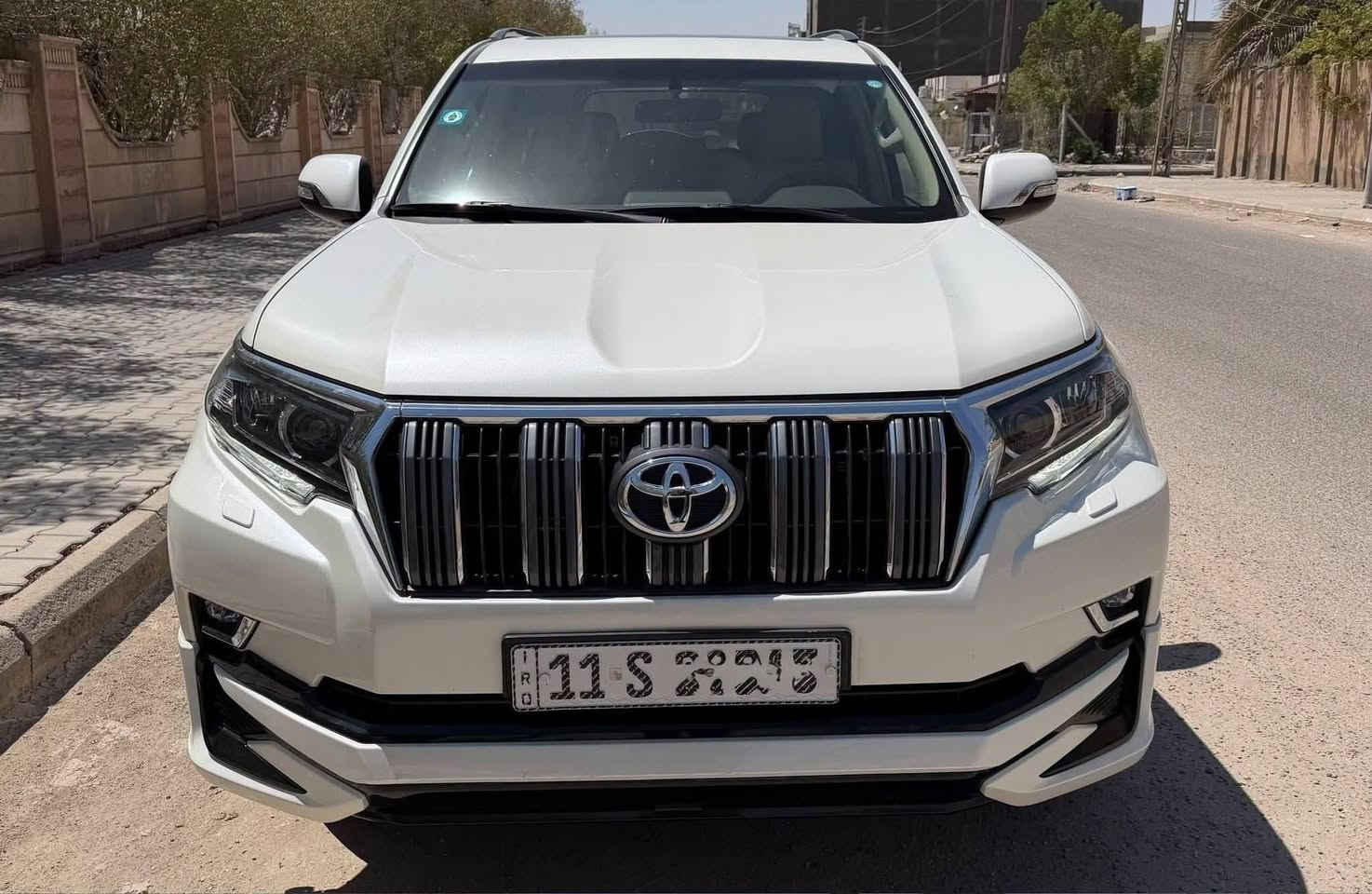 اخت الزيرووو كفاله عامه جديده جدا
برادو VX موديل 2023 
ماشيه 26 الف فقط 
وكاله SAS فول مواصفات كاميرا وحده   
للاستفسار 
*********** 
***********
