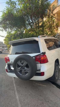 لاندكروز GX • ٢٠١٤ • ١٥٧٠٠٠ كم