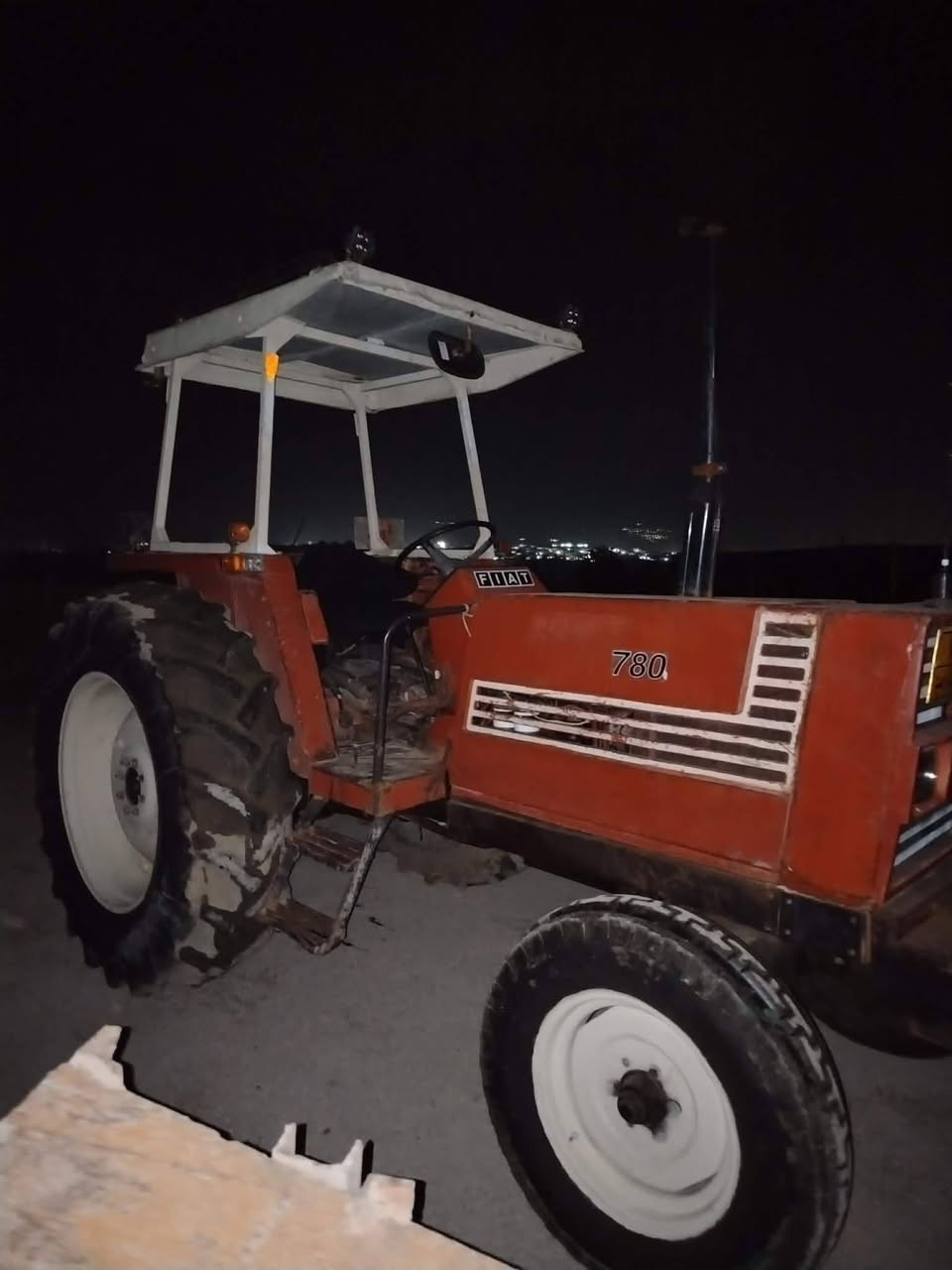 فيات ٧٨٠ • كفالة العنوان • ديالى