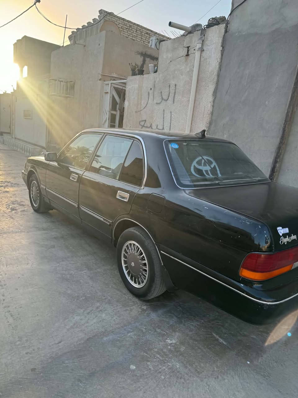 السلام عليكم 
أرنب موديل ٩٢ رقم بغداد بأسمي
مكينة ٢ ونص 
كلها شغال تبريد+كهربائيات 
رقم الموبايل ***********
السعر ٥٥ وبيها مجال للشراي 
مكان  واسط نعمانيه
