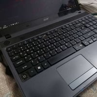 ايسر Aspire 5749Z • ٤ جيجا رام • بطارية ضعيفة