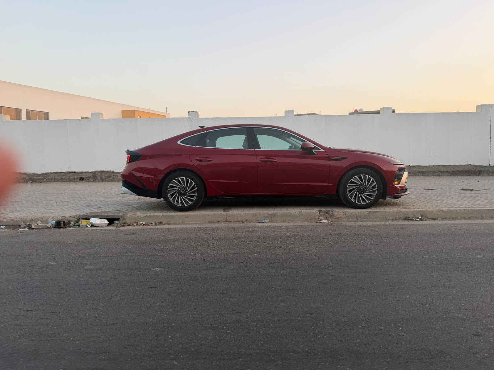 سوناتا 2024 هايبرد DOHC - وارد امريكي - ماشية 33 ميل - ببغداد - 178 ورقة
🔥 للبيع سوناتا هايبرد 2024 - SLI  
🔥السيارة جديدة بالكارتون
المواصفات:
✅ فئة SLI 
✅ كشنات كهرباء
✅ شفتات ستيرن
✅ رادار 360 درجة + تحديد مسار + قيادة ذاتية
✅ رادار بالمري جانبية (نقطة عمياء)
✅ شاشة متصلة كار بلي
✅ شحن وايرلس
✅ وباقي مواصفات السوناتا المعروفة
حالة السيارة:
🔹 ماشية 35 الف فقط
🔹 رقم بغداد باسمي
🔹 حادثها حلو وكلش بسيط خلفي فقط
🔹 بدون ايرباك وبدون تبديل اي قطعة
🔹 السيارة جديدة جداً .. بالخير على التكون من نصيبه

السعر: 178 ورقة وبيها مجال بسيط
المكان: بغداد
ذكرت كل تفاصيلها ، الي يدور نظيف يتصل
رقم التواصل: 
[***********]
