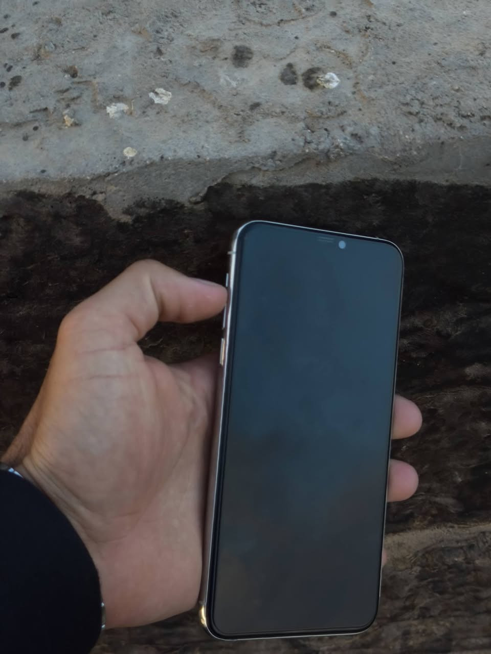 آيفون ١١ برو ماكس • ٢٥٦ • نظيف