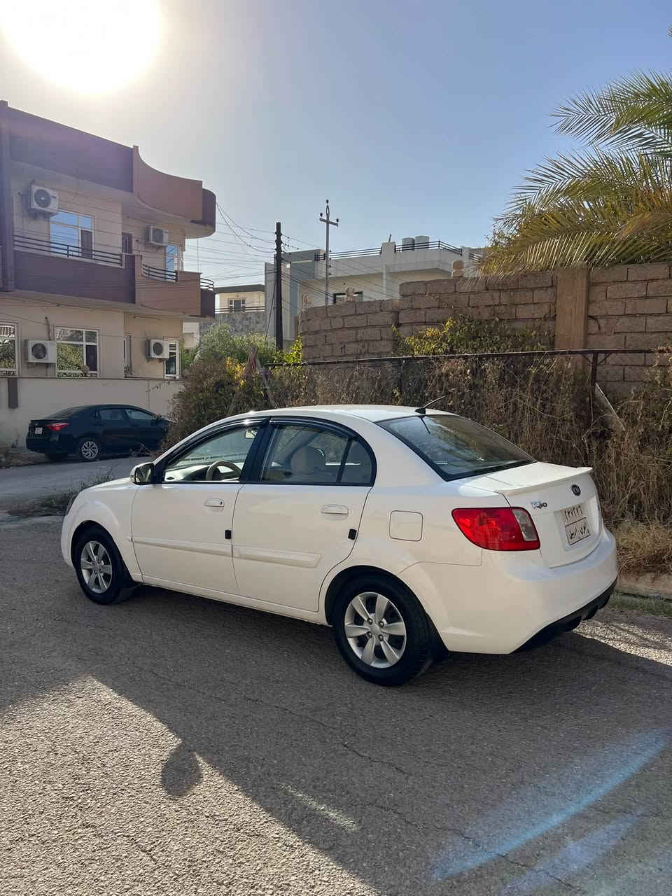 كيا ريو خليجي 
موديل 12 
رقم اربيل شرط تحويل 
بيه جاملغ امامي يسار صبغ 
ماشيه 190 km
كير محرك بشرط 
مواصفات سيارة 
محرك 16 بشرط على وضع شركة 
تبريد ثلج 
جامات كهرب 
اشاير مري 
وباقي مواصفات معروفة 
السيارة جديده وعلى ايد وحده 
مكان السيارة حي العربي 
للاستفسار اتصل على الرقم ***********
