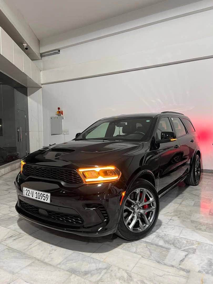 Dodge Durango R/T Plus TOW N' GO
دوج دورانكو ار تي پلس تو اند كو
فول مواصفات واعلى فئة بالدورانكو ١/١
الموديل : ٢٠٢٤
المحرك : ٨ سلندر ٥٧٠٠ هيمي
الممشى : 28 الف ميل فقط
وارد امريكي كلين تايتل
رقم - اربيل بسمي سنوية
المواصفات :
فتحة سقف ( سلايد )
سقف شاموا
داخل السيارة مطعم كاربون فايبر ( forged carbon )
رادار امامي مانع تصادم
رادار خلفي مانع تصادم
رادار تحديد المسار + كروز كونترول متكيف مع الشارع
نقطة عميه
بهاي الفئة الراديتر يكون حجمه اكبر من الراديتر مال النسخ الثمانية سلندر العادية يتحمل حرارة و ضغط اكثر
الدبلات نفسه دبلات نسخه ال SRT
ويل ٢٠ + بريكات بريمبو نفس ال SRT
فتحات البنيد
حساسات امامية + خلفية
صندوق كهربائي
مقاعد جلد + كنتارا + هيتر + تبريد + خزن 

مقاعد خلفية VIP
harmon/kardon نظام الصوت
eco + sport + track + Tow + Snow تحكم وضعيات القيادة
ستيرن هيتر + شفتات ستيرن
شحن وايرلس
كار پلي وايرلس + اندرويد اوتو
مكان بغداد رقم الموبيل ‭***********
السعر 410
