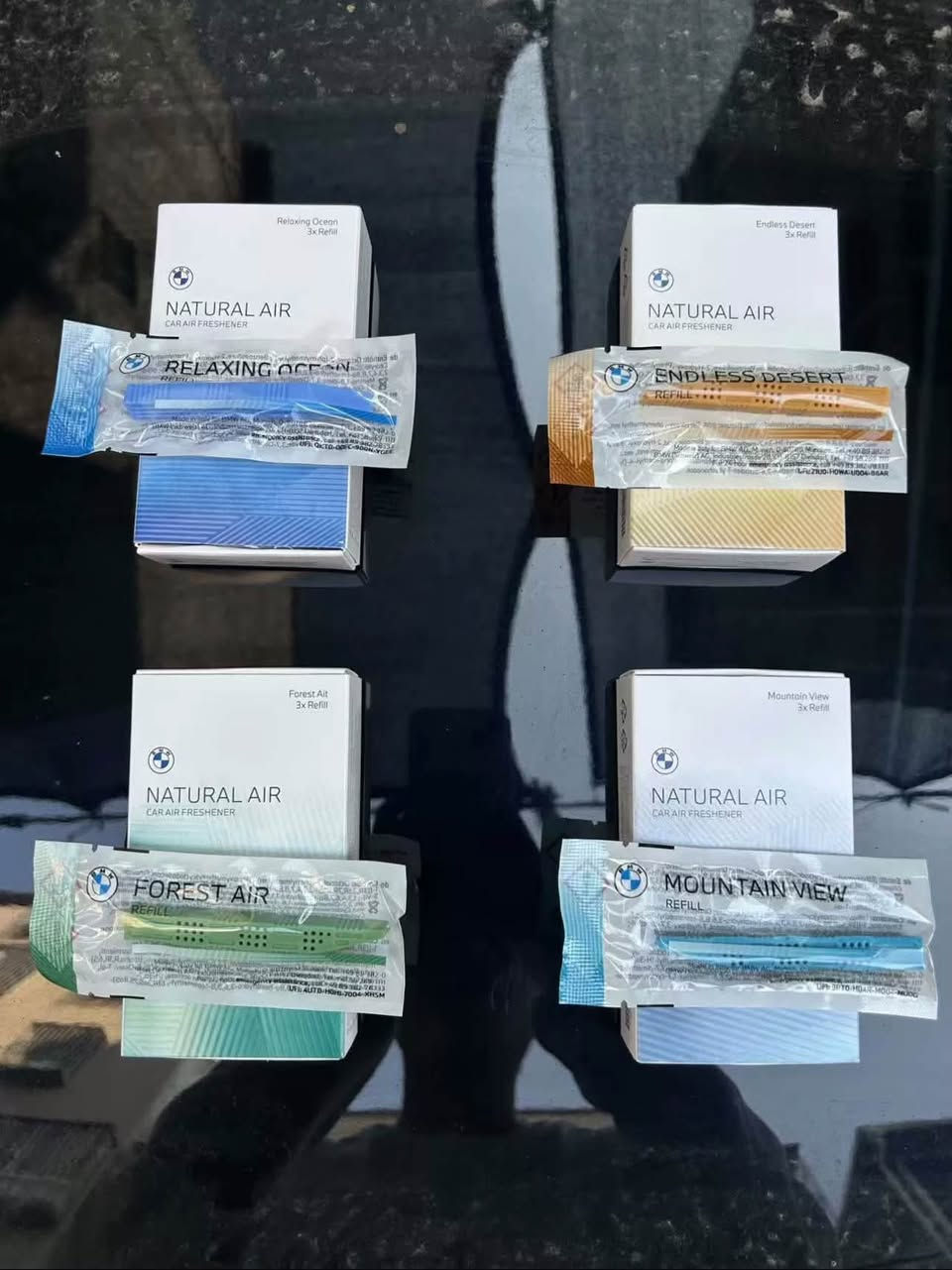 معطر منBMW
المعطر+ اربع عطورات 

متوفر كميه محدوده

بيج الانستكرام:M_Carbonstore

للتواصل واتساب:***********

