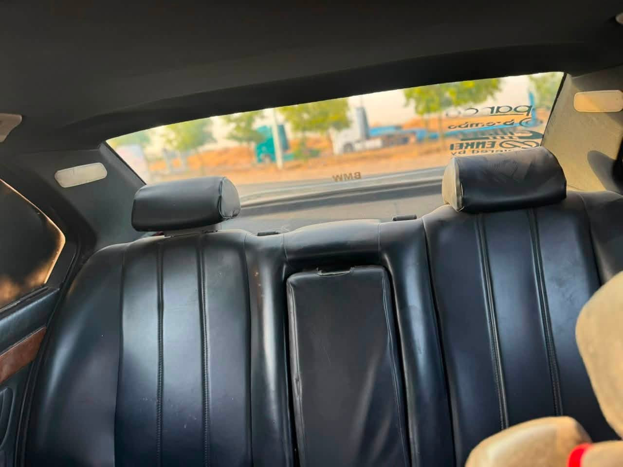 السلام عليكم اخوان BMW 525
للبيع 
موديل 1989
مكينه وكير صقر مديل 2000 دبل فانوس اوتماتيك 
التحويل مباشر 
الرقم بغداد 
السنويه الحد 2027/9/24
السياره نضيفه ومرتبه 
السعر 50ورقه وبي مجال بسيط
***********واتساب
