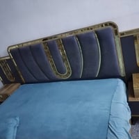 غرفة تركية للبيع ضررها واضح المرايا الطويلة مكسورة وامراية الكنتور فطر...