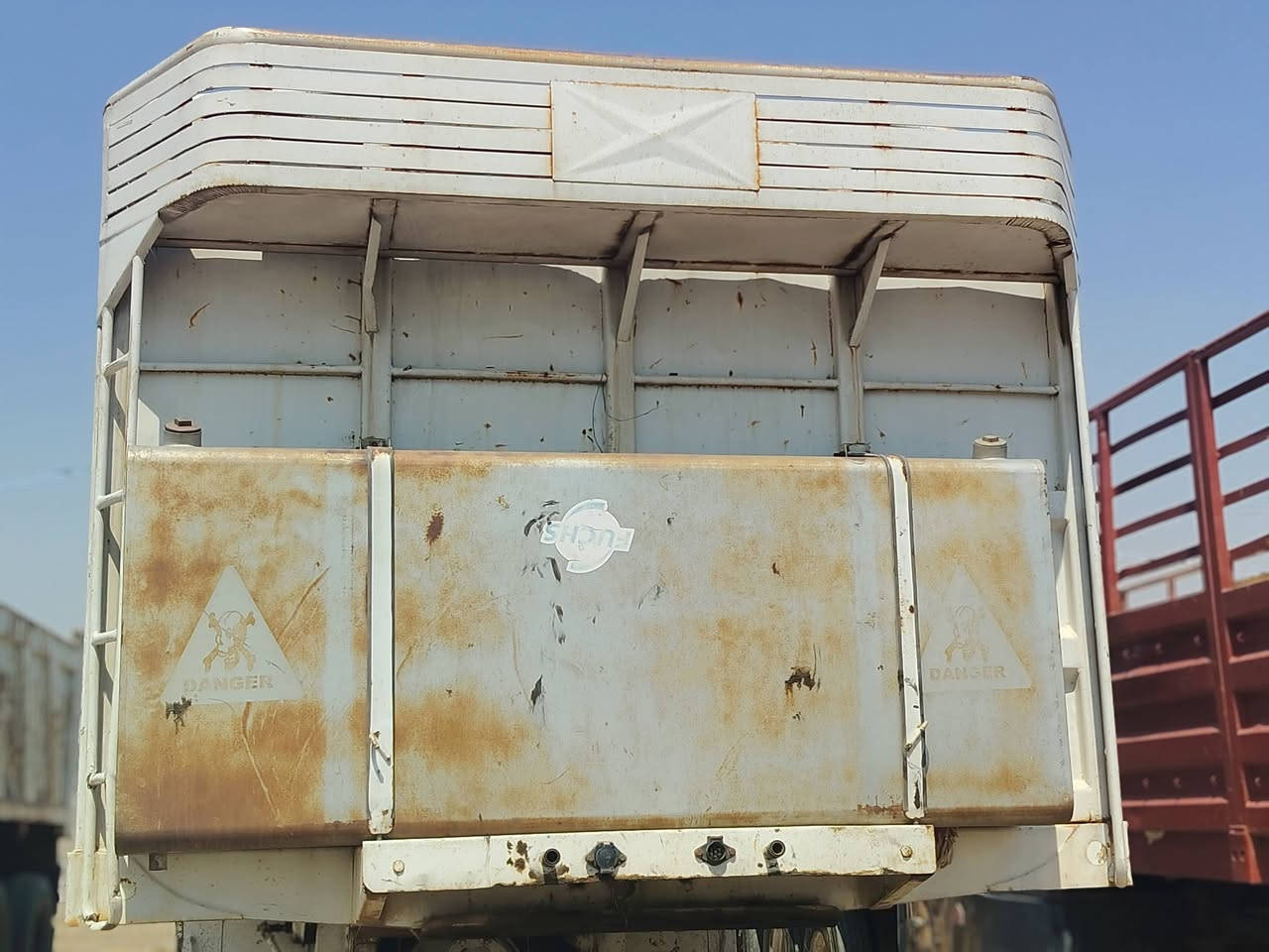 عربانه جناب
للاستفسار ***********

