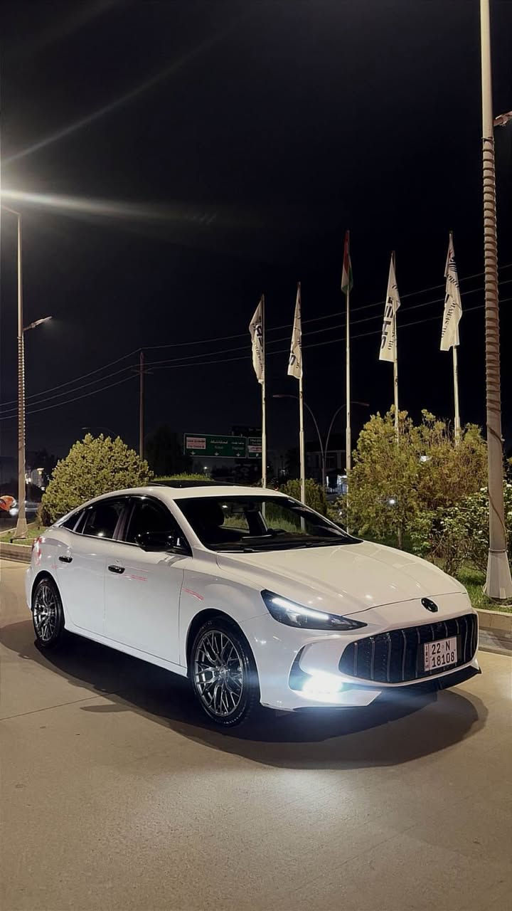ئێمجی جیتی قەپات قەپات مواسەفات بای نزیکەی ١٢ تا ١٠وەرەقە کەمالیاتی پێوەیە بە ئای پادەوە هەرچت دەوێ بەو سەیارەی وەیە ٢ تەعدیلی گچکەی هەیە ٣٤٠٠٠ ڕۆیە گێڕو مەچینەی بە شەرتە أربيل, العراق
