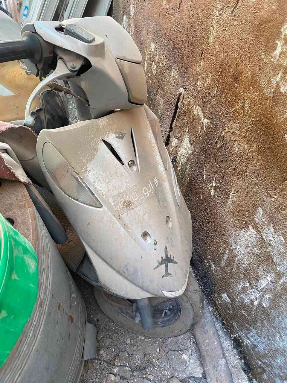دراجة ادرس عدلة للمعلومة مجفتة مرة وحدة وراها تركتها تقريبا سنه شغالة ما بيها شي السعر بل خاص للأستفسار على رقم ***********
لموقع بغداد
