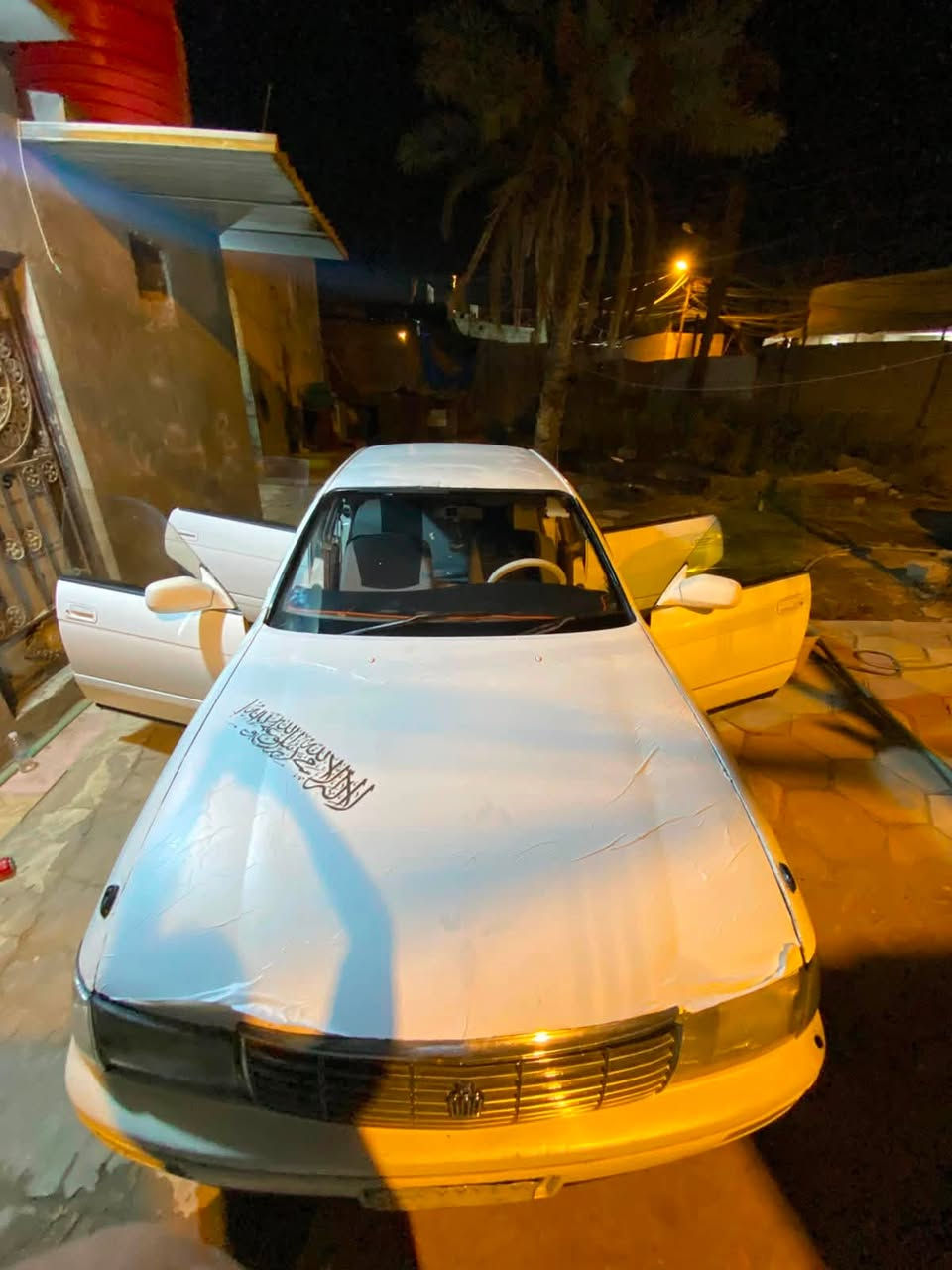 سلام عليكم سياره للبيع سياره نقصه خفايف يدك مال كير  تبديل بلكات المكينه سته سلندر سياره بطه السعر 38 وبيه مجال لطيبن .***********
