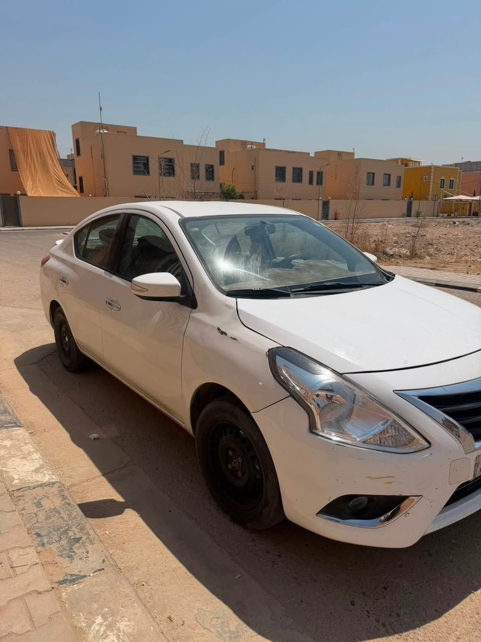 نيسان صني مصري ٢٠٢٥ 
ماشيه ٥٦ الف 
بيها البنيد مبدل والچاملغات الكدام بيهن بارد 
الضربه ما واصله للشاصي ولا للمحرك والراديتر الضربه سطحيه 
والبقيه مكفول 
حدادية جديدة والكاعية مجلده 
واتس اب *********** فقط Singapore

