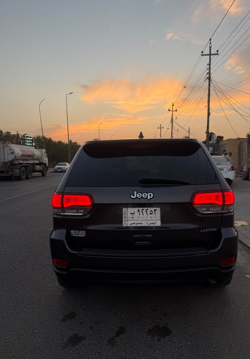 Jeep لاريدو مديل 2001 

السلام عليكم جيب لاريدو مديل 2021  للبيع او مراوس حسي القناعه  وارد امريكي ضربتهة مدكر الايمن والبنيد وبيهة صبغ الباب الخلفي فقط مواصفاتهة نص فول رقم بصره تحويل ثاني يوم السياره جاهزه من كلشي حداديه تخم تاير السياره كلشي ما ناقصهة السعر 195 وبيهة مجال بشي جداً بصيط حك الجيه المكان البصره 
***********
