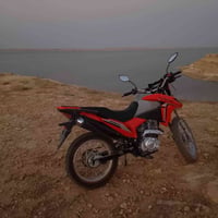 للبيع موطور كافيار محرك ٢٠٠ سته كير سعر مليون و٢٠٠ وبي مجال 0781761412...