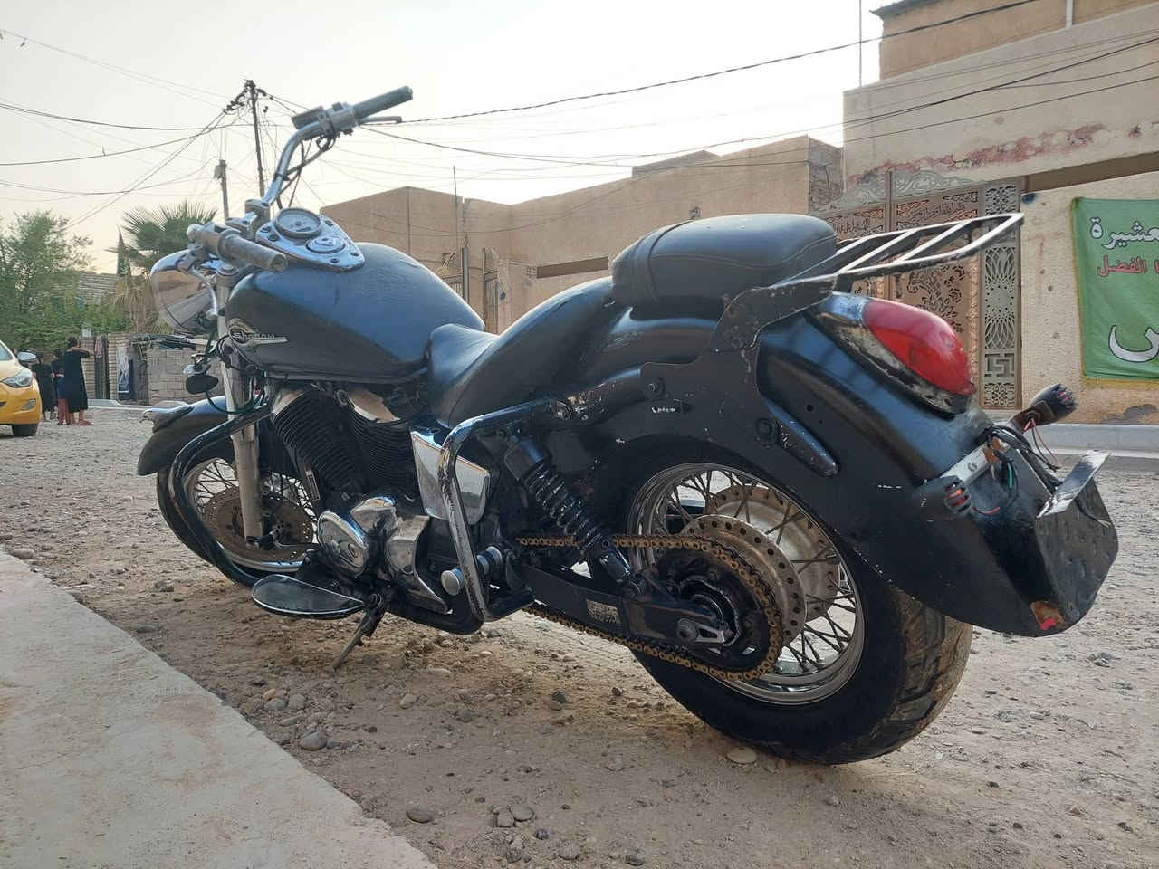 سلام عليكم شباب هوندا شادو 400cc كلشي موضح بالتصوير مكان بعداد بلديات ستفسار *********** خوان سعر مليونين وربع وبي مجال
