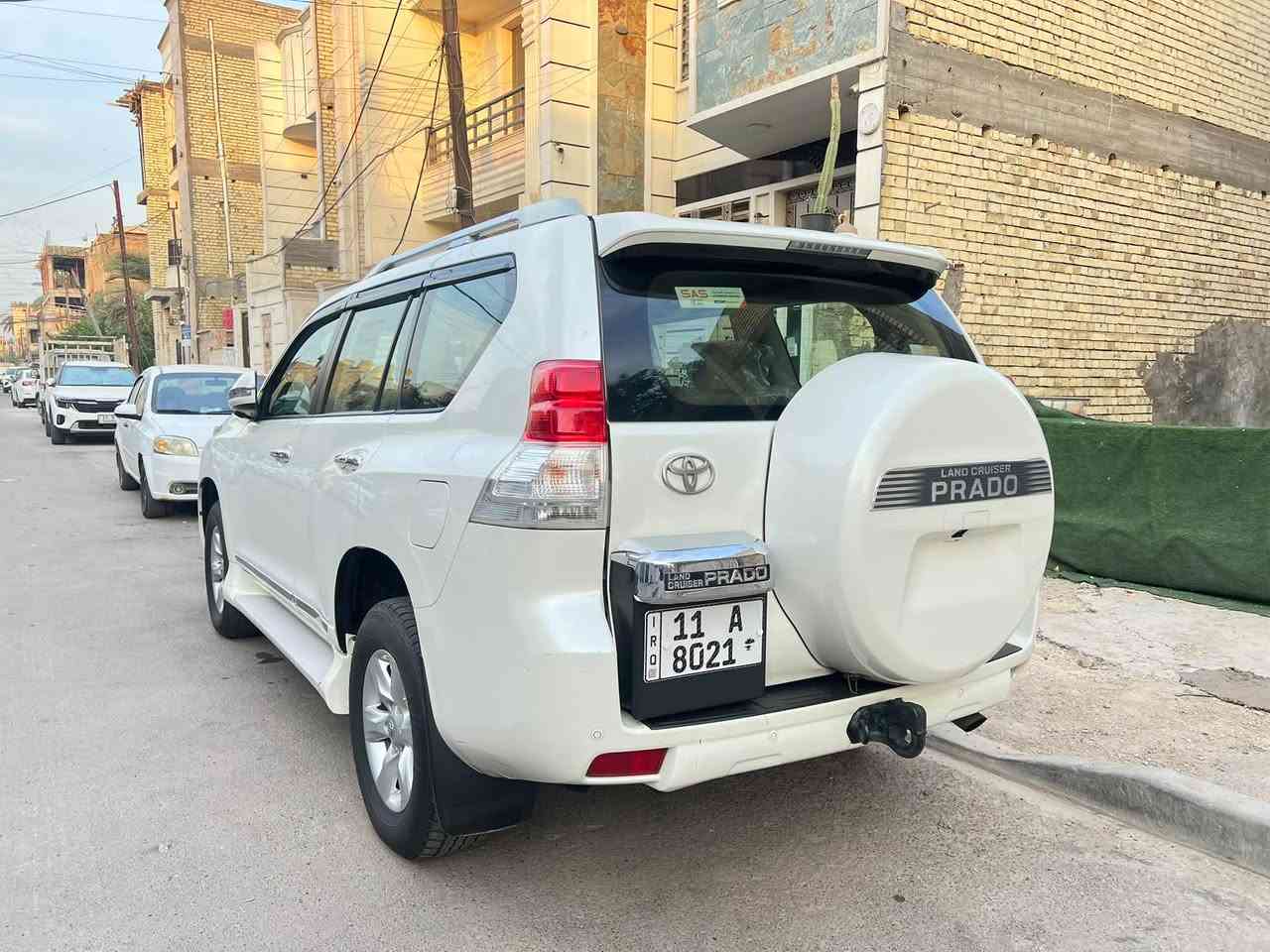 برادو ٢٠١٢ • كويتي • ٧ راكب