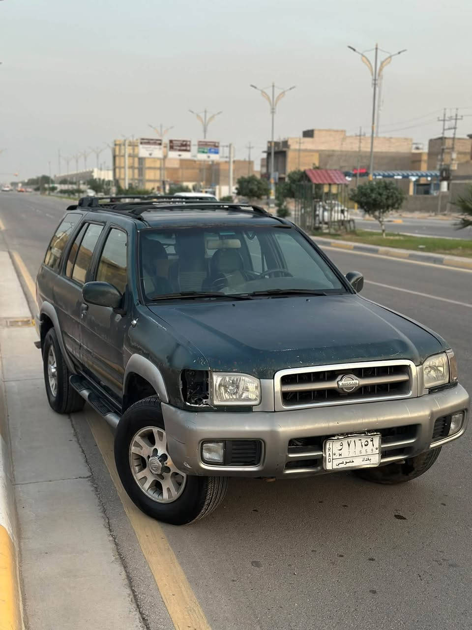 نيسان باڤندر • ٢٠٠٠
