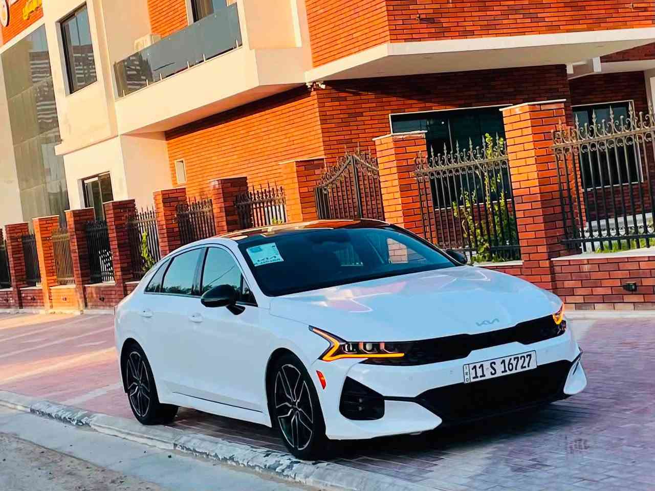 السلام عليكم K5 مديل 23 مكينه 2500 تيربو صاروخ 🚀 جيتي فول مواصفات فول ماشيه 80 بيه جاملغ او بنيد تبديل من الوكاله يعني ولا قطره صبغ مكانه بغداد الكرخ السعر 158 او بيه مجال  الهاتف ***********

