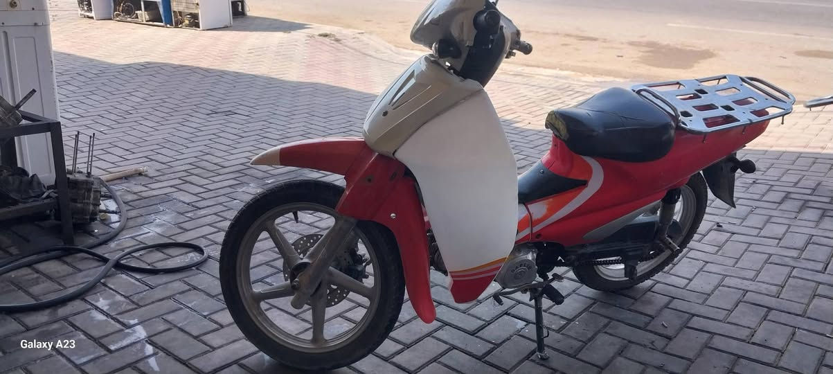 يا الله سلفيز للبيع مكينه خرسه تايرات جوبلس عوزه بس باتري السعر 500
للإستفسار ***********
