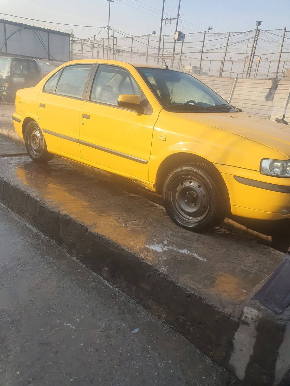 السلام وعليكم سمند ١٧ مستعجل عل بيعه بغداد بل مدينه الصدر ٥٣ وبيه مجال ***********
