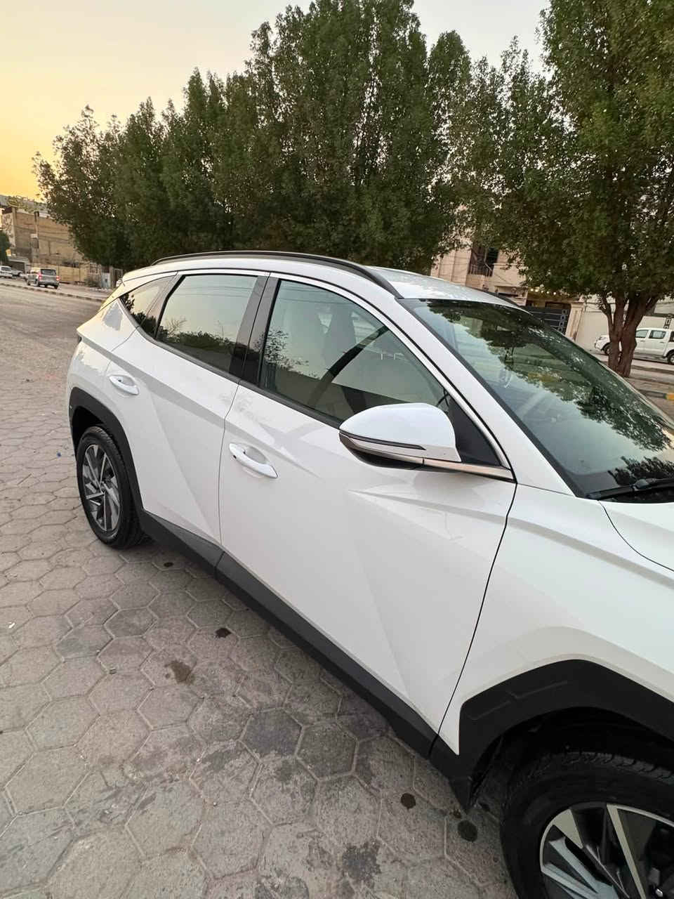 هيونداي توسان 2023
اللون ابيض وارد خليجي 
محرك 2000
بصمه + بصمه ابواب 
تشغيل عن بعد 
تحكم ستيرن جهتين
ثلاثه انظمه قياده 
مثبت سرعه 
اشاير مري + مري شفط 
شاحن واير لس + USP
حساسات امامي خلفي 
مانع انزلاق 
لد امامي + خلفي 
اوتو هولد
تبريد قطعتين
هاند بريك دكمه 
دوشمه جلد 
كراسي الاماميه كهرباء 
بردات خلفيه بلادي 

السعر 182 $ 

للتواصل واتساب او شريحه
***********
