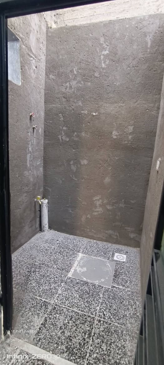 سلام عليكم بيت مساحه 55متر كمل بس عوزه وجهيه الفرع مالته 7متر مجاري ومي وراح يطب المقرنص البيت العنوانه سبع قصور شارع أبو علي مقابيل الحسينه مال الزهرة هاذه رقمي ***********
