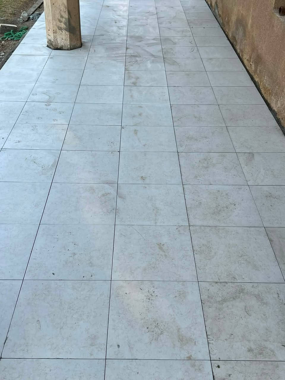 سلام عليكم خلفه سيراميك شغل باشراف هندسي دقيق رقم الهاتف تواصل واتساب ***********
