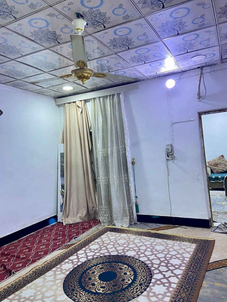 مندوبه عقارات... بيت للبيع حي ميسان قطاع ٣١ طابقين حرف T قريب عل السوك والمدارس طابقين نظيف أكثر تفاصيل الاتصال وات ساب *********** نجف حي ميسان
