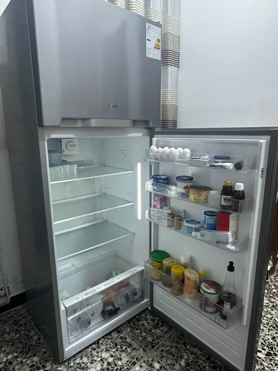 ثلاجة نوعية فيستل نضافة 100‎%‎ شرط الفحص شخط مابيها السعر 750 بيها مجال قليل

المكان بغداد زراعي الحرية ***********
