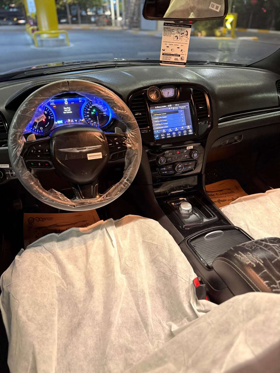 chrysler 300 2018 S 
كلين تايتڵە - بێ بۆیاخە بێ پارچە گۆڕان-بێ کرانەوە
کەنەدیە - تەنها74 هەزار مایل ڕۆشتووە 
گێڕ و مەکینە و کارەبایی بەشەرت
مواصفات S فوول 
سەنەوی ڕەقەمی تازەیە
بە ناوی خۆمەوەیە
تەحویل و غرامه بەشەرت
تازە سێرفس عام کراوە
شوێن :سلێمانی 
نرخ:248$💵
ژت:*********** السليمانية, العراق
