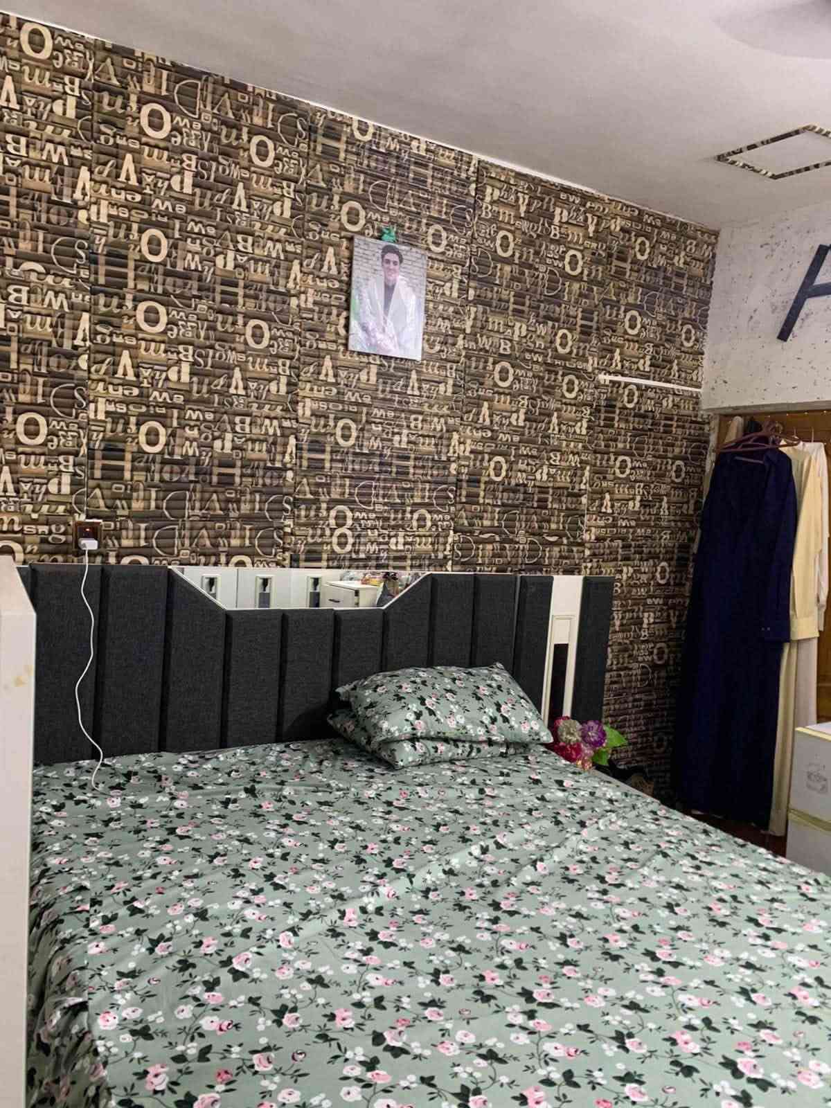 بيت اللبيع طابقين مساحته 625متر بالدوانم بشارع ابو دراج البيت  ع فرعين بي 8غرف من عدا  الديوانيه 60متر البيت سعره مناسب الشىري ينتصل ع هذا  الرقم ***********
