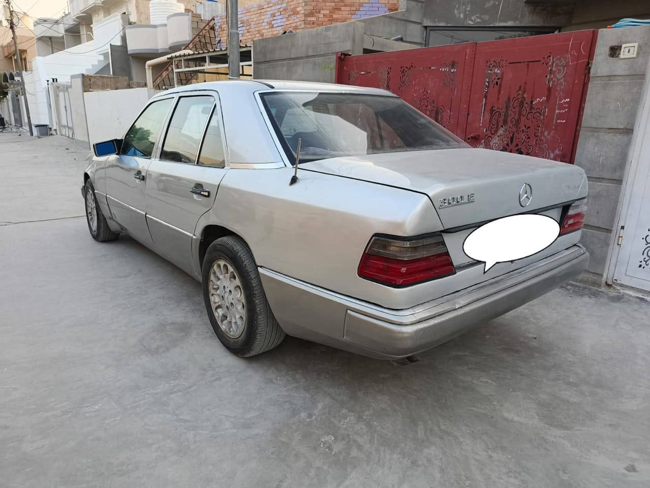 مرسيدس دب • ١٩٩٢ • رقم اربيل