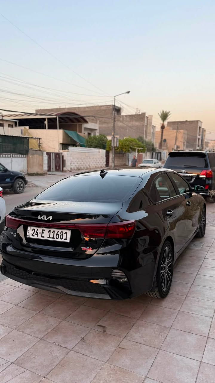 كيا فورتي 2023
وارد امريكي حادثها جاملغ امامي صبغ وربع البنيد بدون ايرباك
ماشيه 40 الف 
رقم دهوك باسمي 
مكانها بغداد 
143$ 
***********
