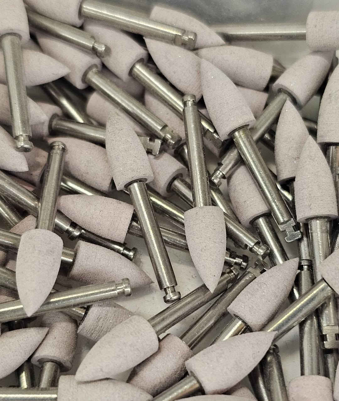 السعر موجود جوه كل صوره

نص مكتوب في الصور:
- 14
- 40