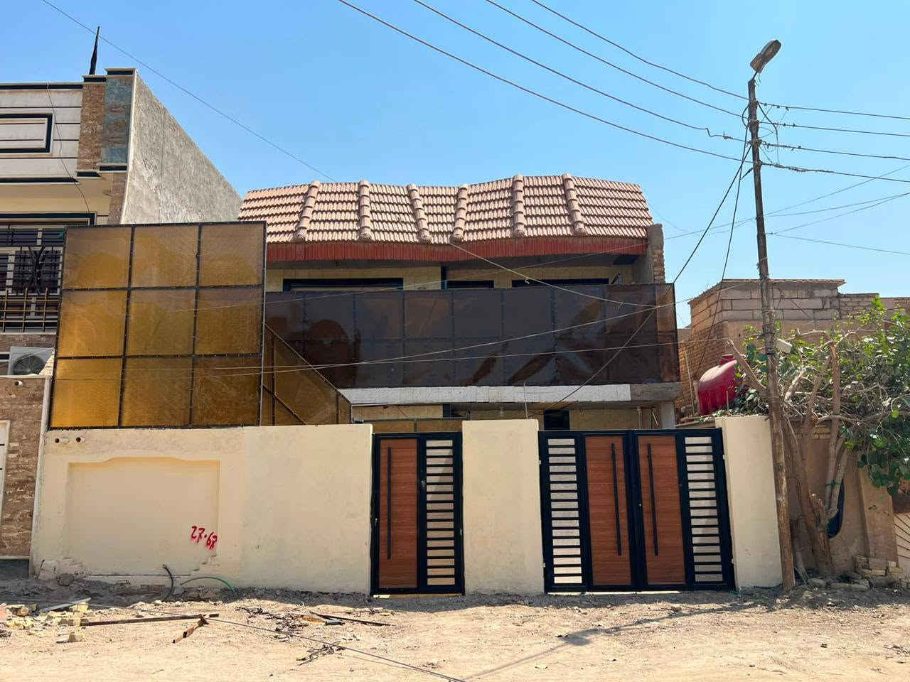 شارع ٨٠ نجف • ٢٠٠م • غرفتين